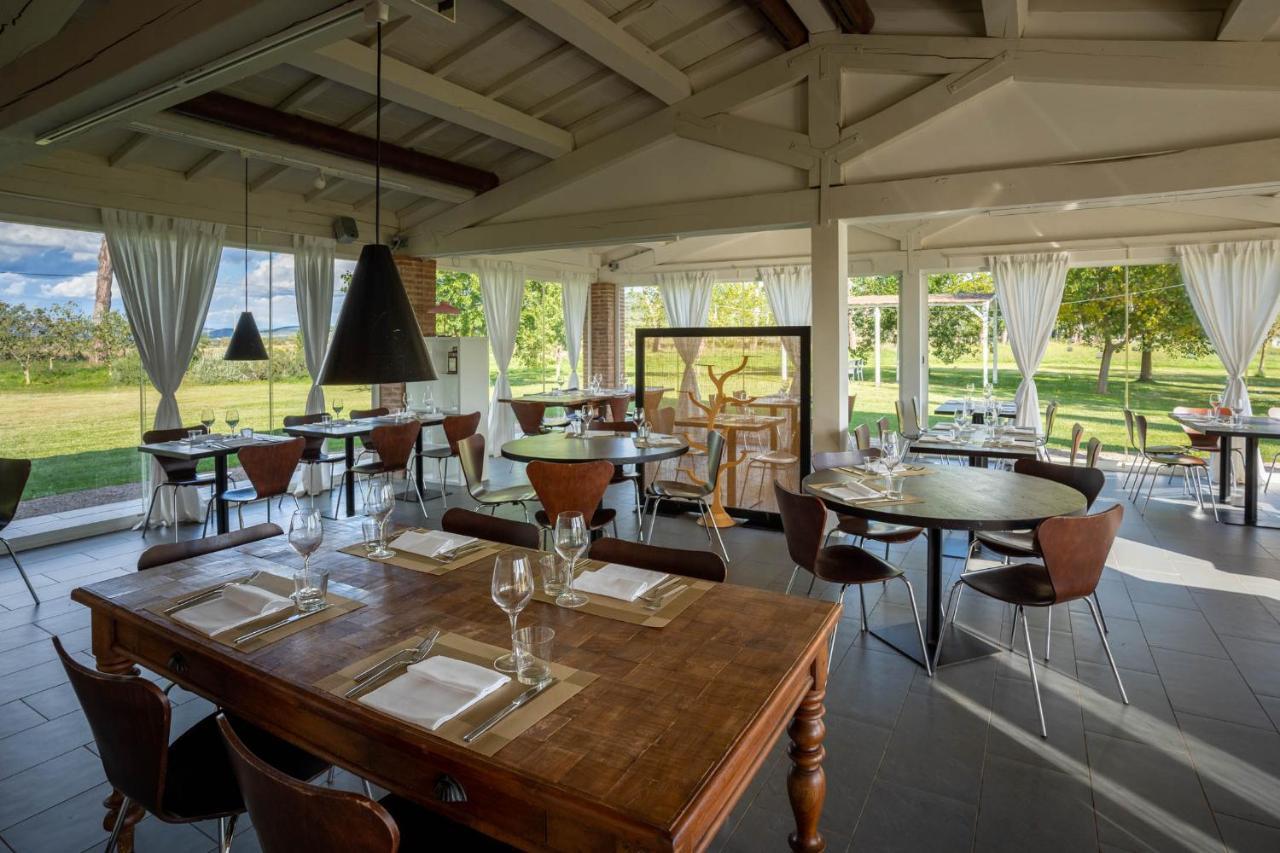 Le Versegge Resort Braccagni Bagian luar foto