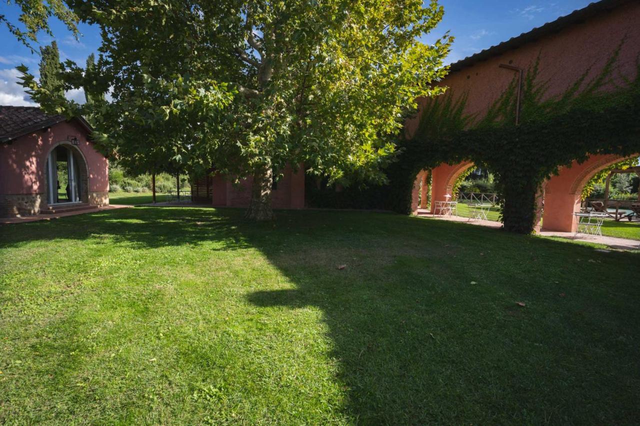 Le Versegge Resort Braccagni Bagian luar foto