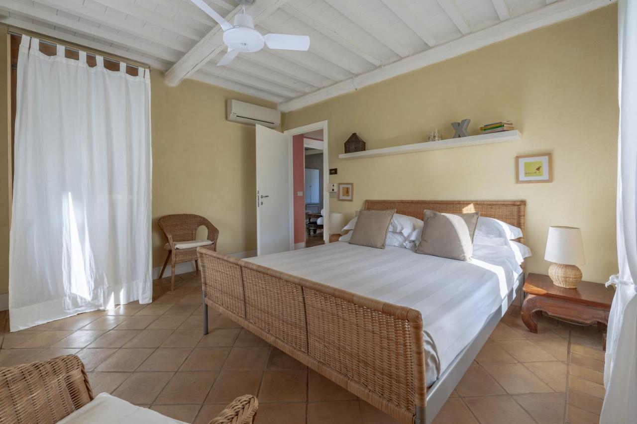 Le Versegge Resort Braccagni Bagian luar foto