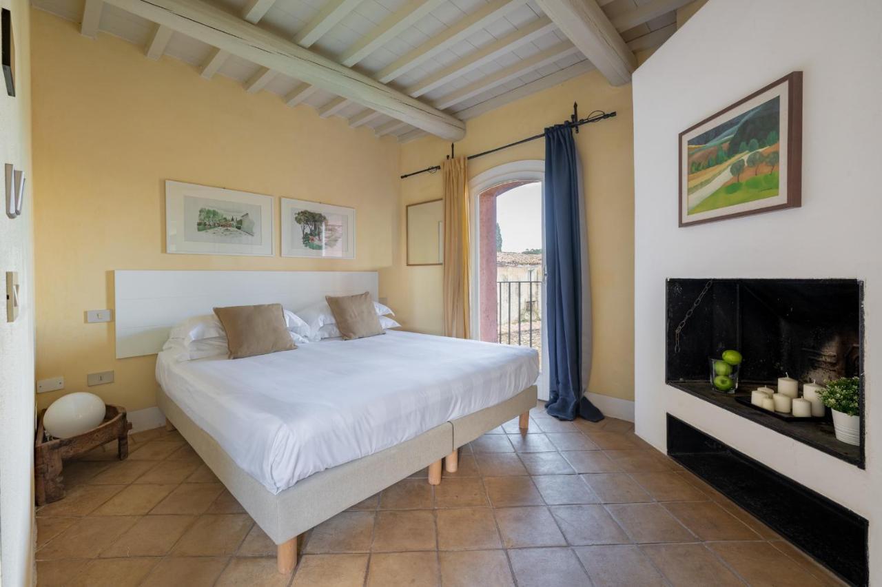 Le Versegge Resort Braccagni Bagian luar foto