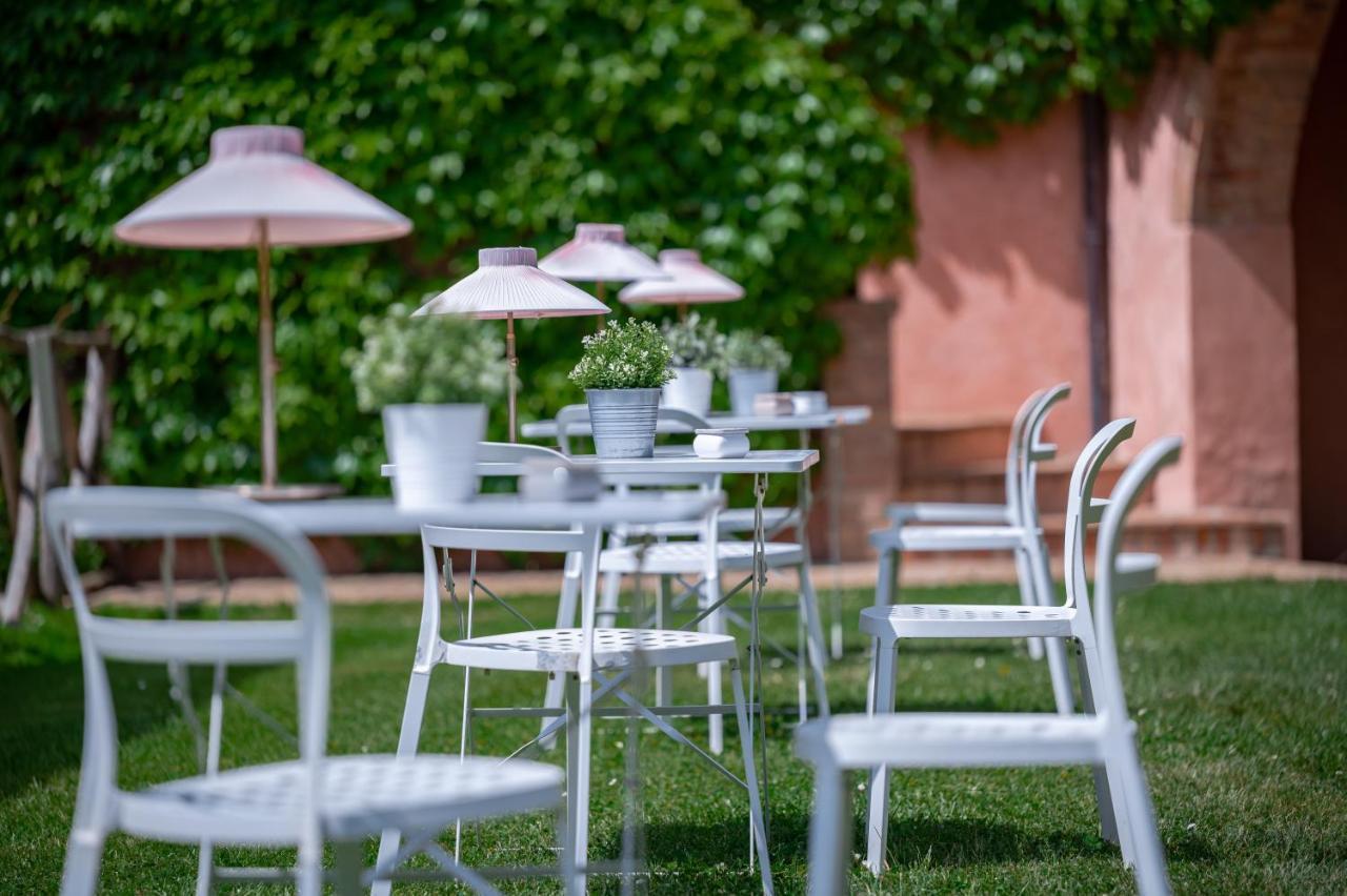 Le Versegge Resort Braccagni Bagian luar foto