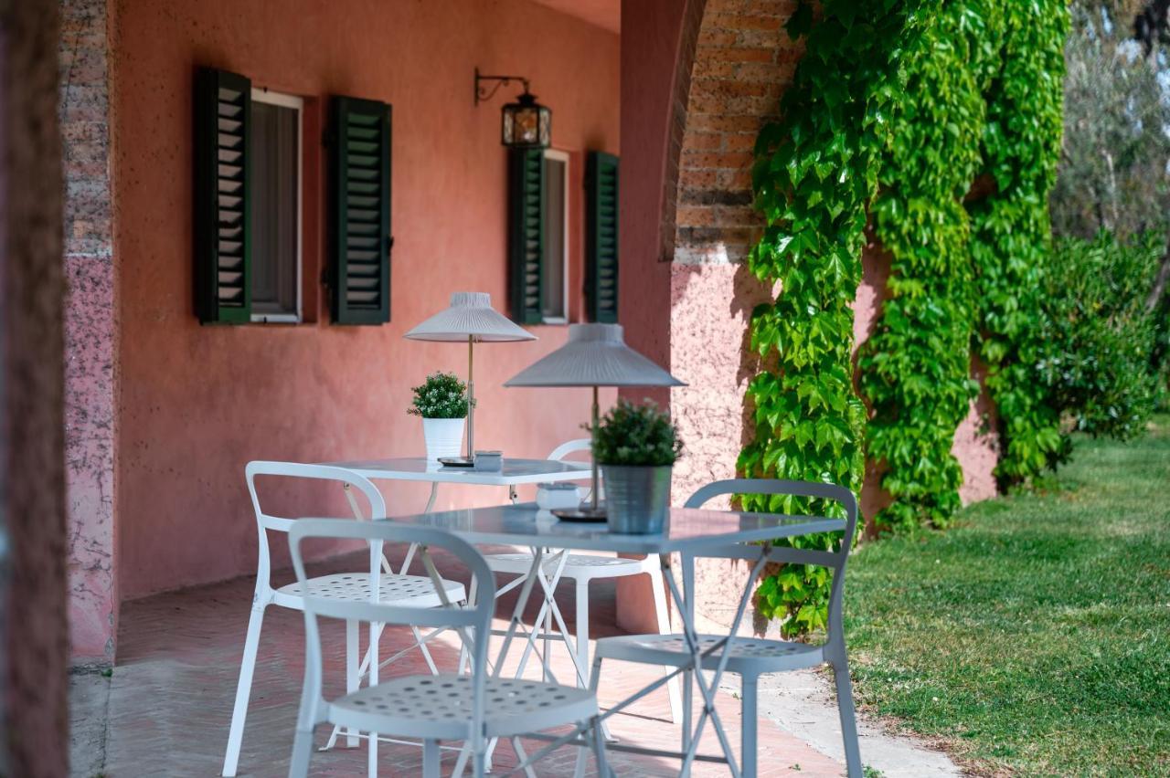 Le Versegge Resort Braccagni Bagian luar foto