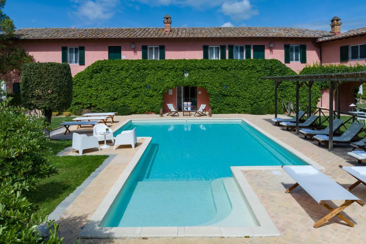 Le Versegge Resort Braccagni Bagian luar foto